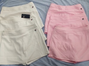 中国单fila高尔夫运动短裙裙裤白色和粉色，全新正品！！！！
