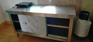 全新二手价甩卖全新不锈钢工作台厨房置物架 操作台桌子拉门工作
