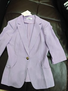 全新韦韦wehbe女装小西装外套蛇纹花色XL，已经售出。有紫