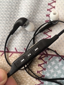 全新诺基亚N8原装耳机  WH-701  国行原盒自带的 未