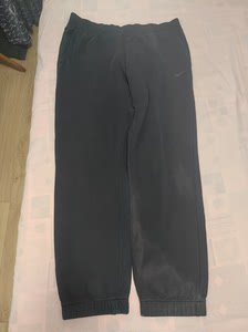 耐克男裤，XXXL，裤长108左右，裤腰3尺左右带松紧，适合