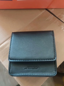 Bose quietcomfort 2代 限量皮质耳机收纳包