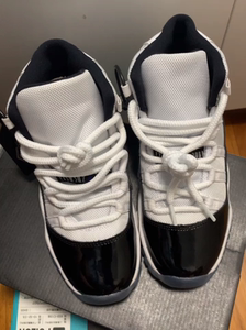 aj11 concord 康扣 女36码，全新原盒，鞋底稍微