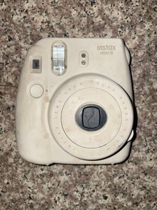 富士拍立得相机mini8 白色可爱款。成色不好 ，缺电池盖