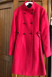8成新/包邮/FA:GE菲杰红色大衣/专柜购买，保真。颜色为