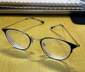 Jins眼镜钛合金眼镜，纯钛近视眼镜框，400度左右，个人闲