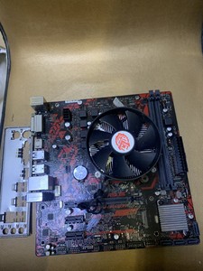 r52600板u套装，cpu六核处理器，针脚完好，主板华硕b