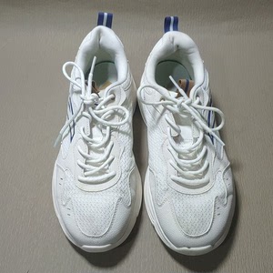 安踏男鞋42码春夏季运动鞋跑步鞋,照片实物状态，专柜正品，成