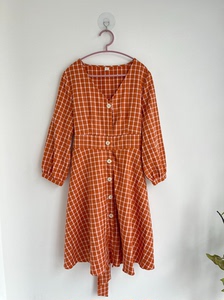 春秋季橙色格子裙，森系文艺裙 V领连衣裙