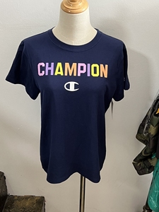 美版冠军Champion短袖T，胸口彩色字母logo，海外购