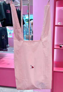 专柜新款FR2梅粉色限定合作款A3手提包手提袋购物袋收纳袋n