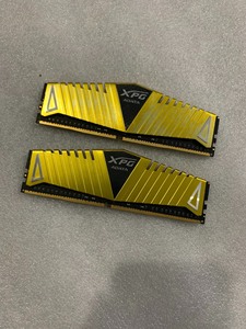 一套威刚XPG游戏威龙马甲条 16GB*2 3200频率 D