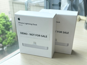 苹果闪电充电基座 Apple iphone lighting
