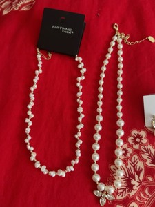 艾妮薇妮巴洛克珍珠项链，购买于实体店，家里闲置饰品太多，一次