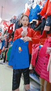 河南郑州南三环服装尾货批发基地。主营女装童装。四季货源充足。