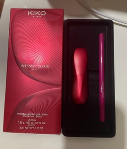 【全新】KIKO圣诞限量款彩妆 口红+唇线笔 7号化妆套装