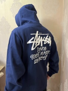 （售空售空）全新原厂stussy dsm联名藏蓝色卫衣L