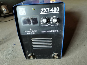 出一台精工瑞凌电焊机ZX7-400A