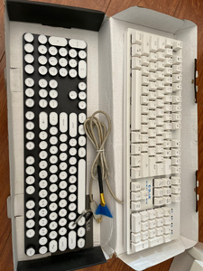 宜博K757机械键盘