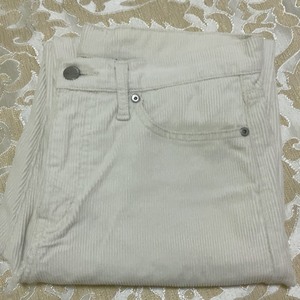 优衣库女士白色细条绒裤，腰围76，裤长94，八成新，闲置物品