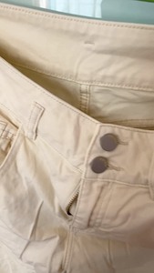太平鸟白色破洞牛仔裤，专柜8.8折购买，尺码L，腰围72左右