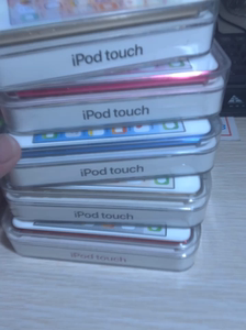 全新原封苹果播放器iPod touch7 128G 金色 限