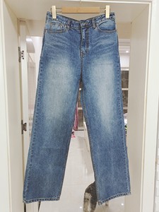 韩国VETIVER牛仔裤，全新M，一经售出不退不换，非偏远包