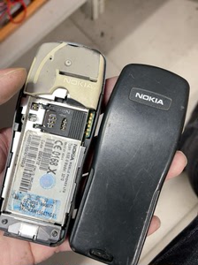 诺基亚3210.配件机.不多解释.售出不退不换.电池触点少了