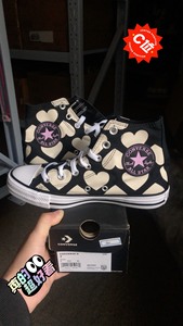 Converse 匡威 爱心 高帮帆布鞋 女款 黑色 37.