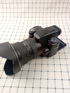 99新索尼旗舰单反相机a33套机，带图丽超级广角镜头11-1