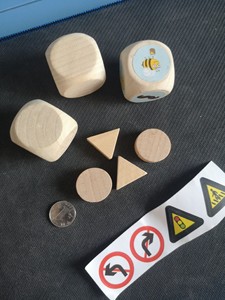 正方形三角形圆柱木块木制空白DIY骰子圆角六面筛子木色子手绘