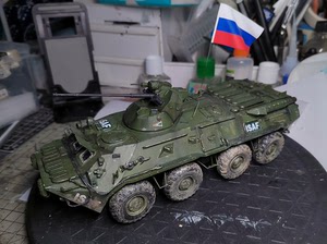1：35 小号手 俄罗斯BTR-80A装甲输送车 拼装模型