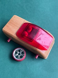 德国AUTOMOBLOX可拆卸木头拼装汽车玩具原价挺贵的，可