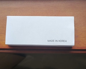 韩国慕娜美粗细双头黑色笔，韩国原装进口。