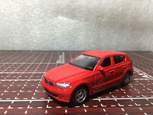 老威利散包老款1:60比例宝马BMW 120i合金汽车模型