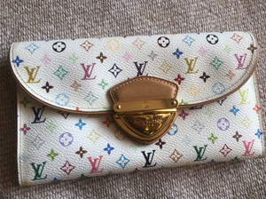 LV 白三彩 钱包，皮夹，包边完美，金属扣有使用感，包身干净