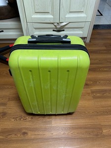 拓跋客拉杆行李箱24寸草绿色