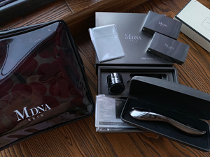 MDNA麦当娜黑科技仪器+一罐15ml的磁石面膜+两盒专用清