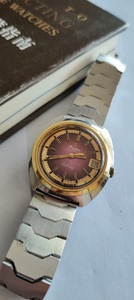 古香古色！百年灵旗下Anoma（又称火苗）手表，瑞士古董手动