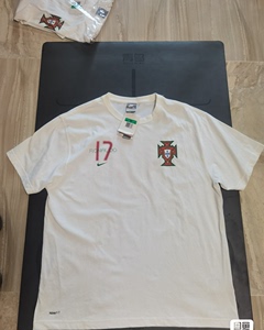 耐克nike 葡萄牙2008欧洲杯小小罗短袖T恤，C罗，现只