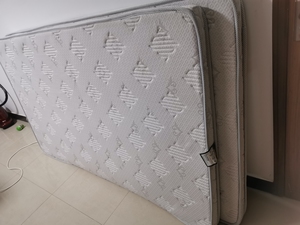 君乐美床垫，120*200，纯棕垫，单个的价格，使用过，只支
