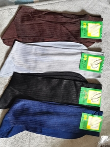 四双老锦纶袜子，金翎牌，都是26码，四个颜色，深咖，浅灰，黑