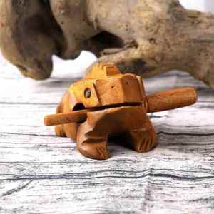 泰国木质青蛙玩具摆件旅游纪念品创意发声蛤蟆儿童木雕蟾蜍工艺品