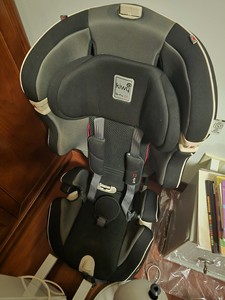 自用意大利kiwy宝宝汽车儿童安全座椅9个月-12岁isof