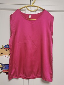 粉色半身裙套装，上身短袖，下身欧根纱裙，XL码，九五新
