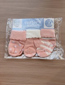 全新carters卡特婴儿袜，适合6-12个月的女宝宝，棉质