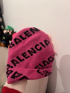 正品闲置balenciaga巴黎世家冬天冷帽粉色