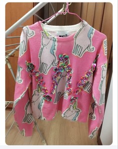 香港代购 独角兽粉色毛衣这件衣服买来时候580 贵就贵在前面