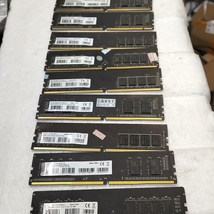 影驰4代4G  DDR4   2133、2400、2666内