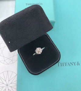 TIFFANY&CO.蒂芙尼1.02克拉钻戒F. 色VVS2